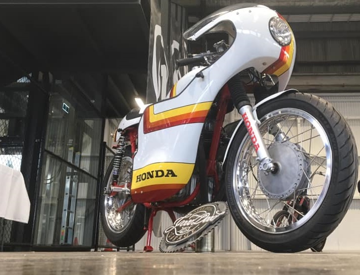 Refurbished 1971 Honda CB350